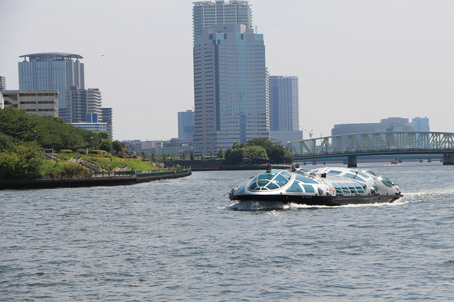 東京